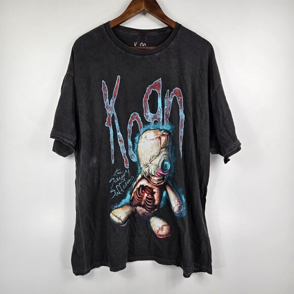Korn Size XL Charcoal Gray Short Sleeve T Shirt Distressed - Picture 1 of 5